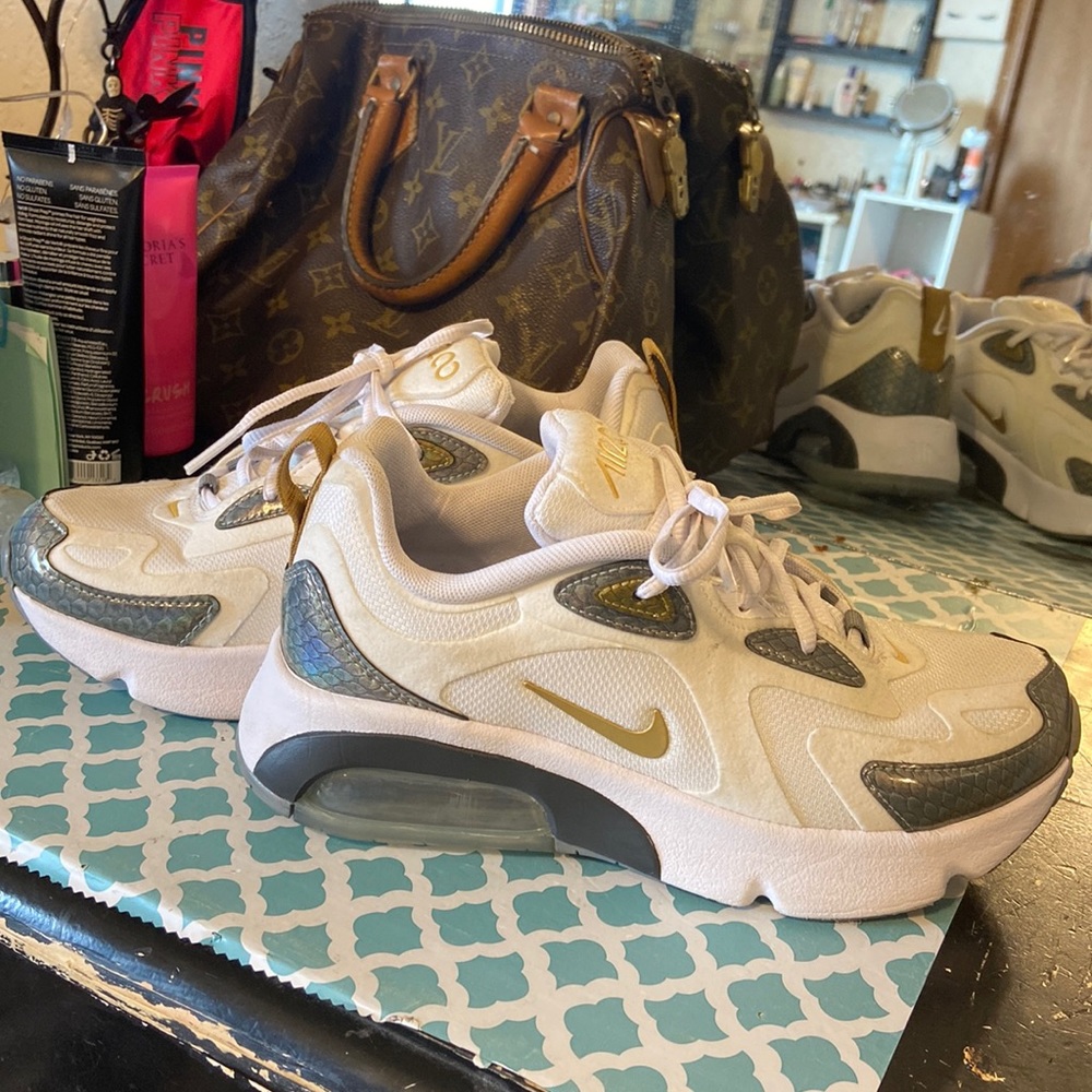 Nike Size 4